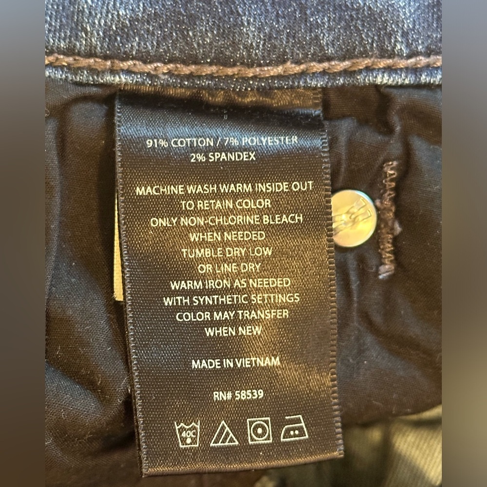 Sz 2 Kut from the Kloth Catherine Boyfriend medium wash light whisker jeans - Picture 7 of 8
